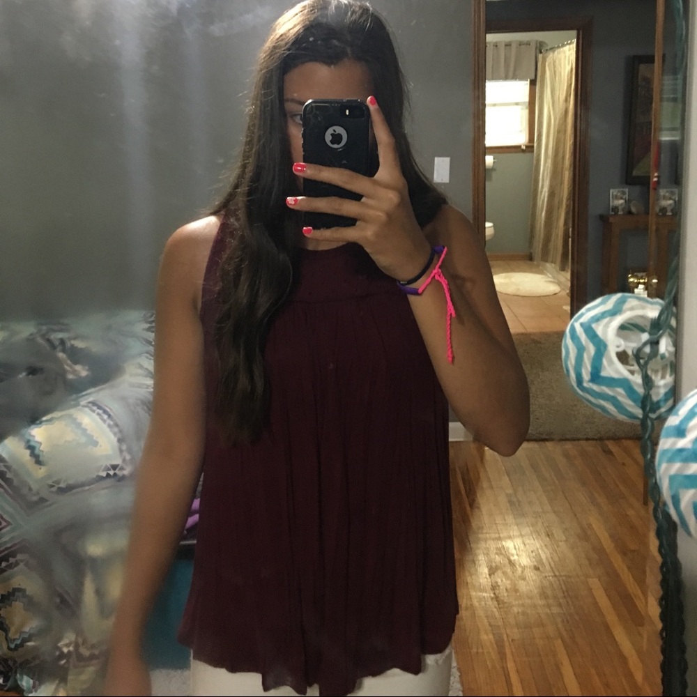 Maroon tank top.